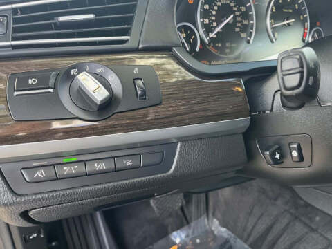 2010 BMW 7 Series 750Li