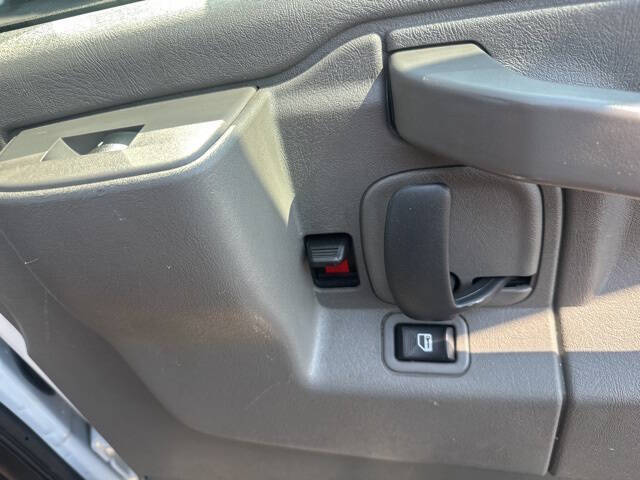 2023 GMC Savana 2500