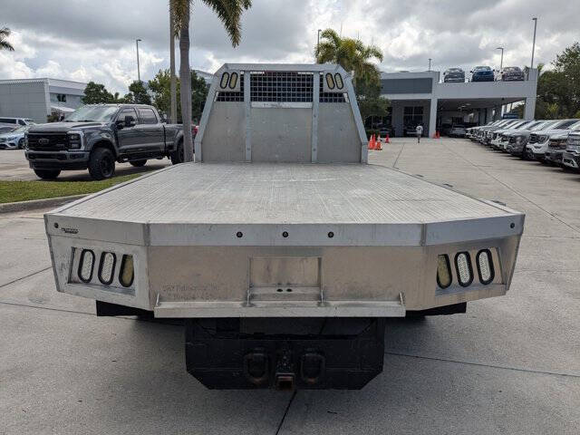 2022 International CV515