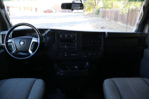 2017 Chevrolet Express LS 2500