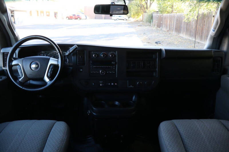 2017 Chevrolet Express LS 2500