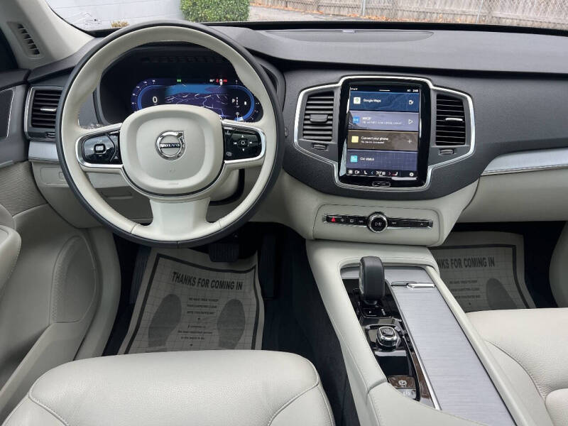 2024 Volvo XC90 B5 Core Bright Theme