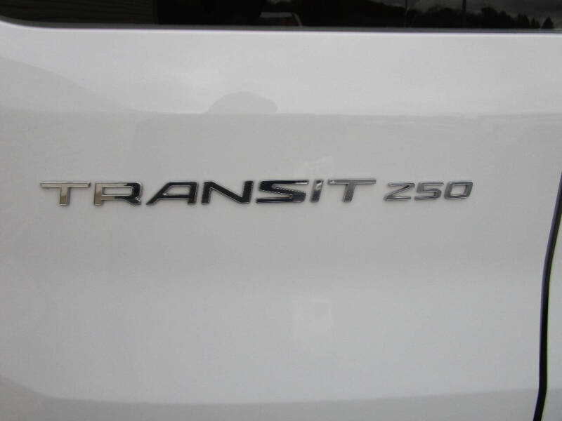 2024 Ford Transit 250