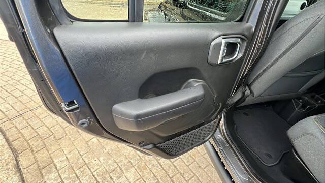 2024 Jeep Gladiator NightHawk