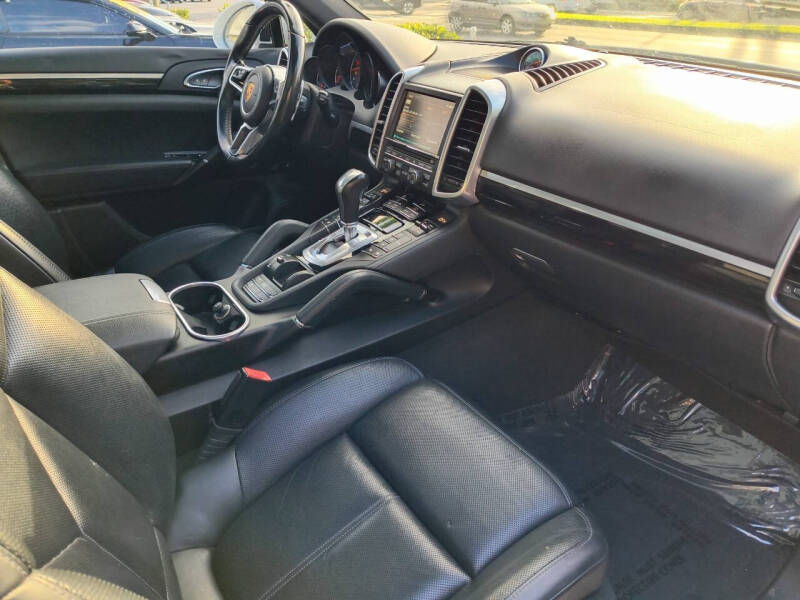 2016 Porsche Cayenne