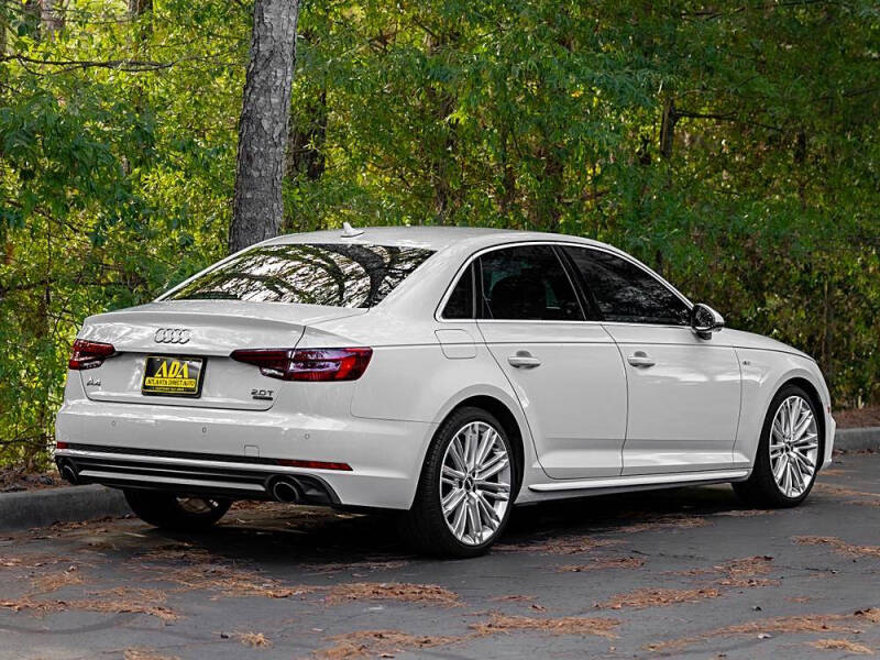 2018 Audi A4 2.0T quattro Prestige