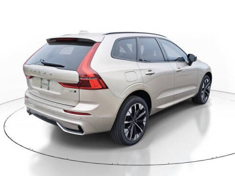 2026 Volvo XC60 B5 Plus