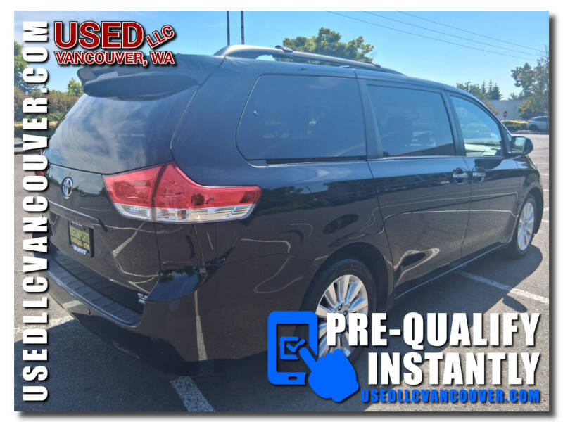 2011 Toyota Sienna