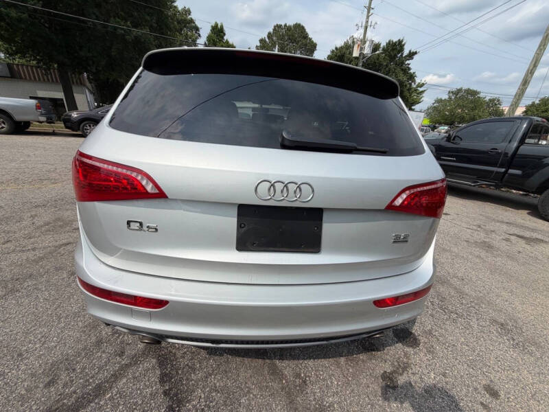 2012 Audi Q5 3.2 quattro Prestige