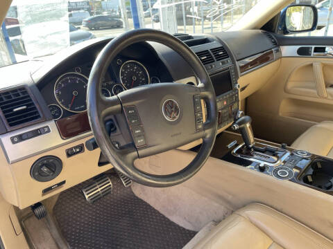 2004 Volkswagen Touareg V8