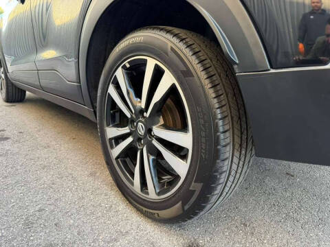 2019 Nissan Kicks SV