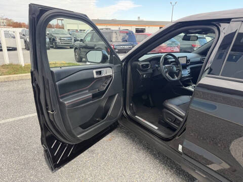 2022 Ford Explorer ST-Line