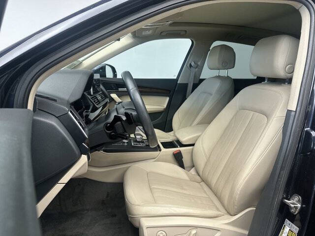 2020 Audi Q5 quattro Premium Plus 45 TFSI