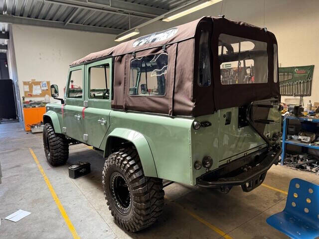 1999 Land Rover Defender 2