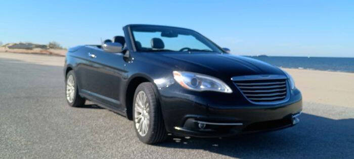 2011 Chrysler 200