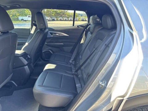 2026 Chevrolet Equinox EV LT 2