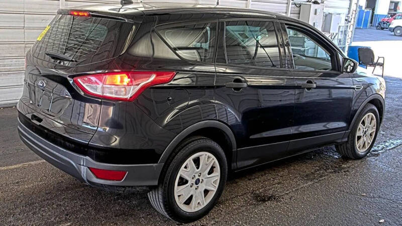 2016 Ford Escape S