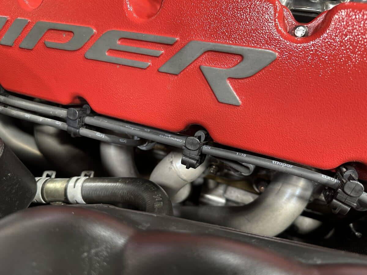 2005 Dodge Viper 26