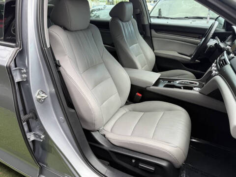 2018 Honda Accord Hybrid Touring