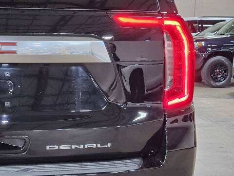 2023 GMC Yukon XL Denali