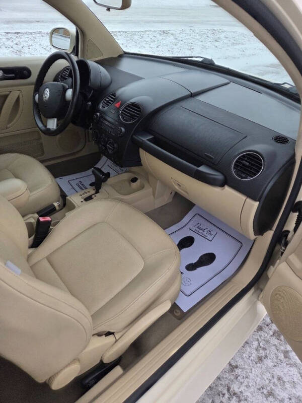 2009 Volkswagen New Beetle