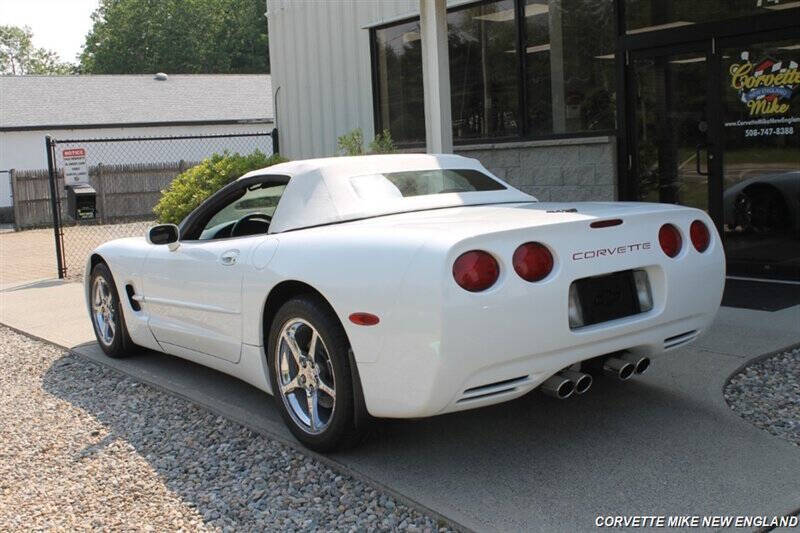 1999 Chevrolet Corvette 19