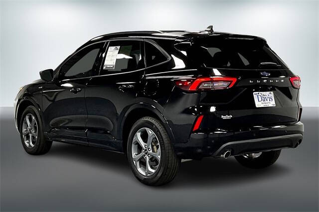 2023 Ford Escape ST-Line Select