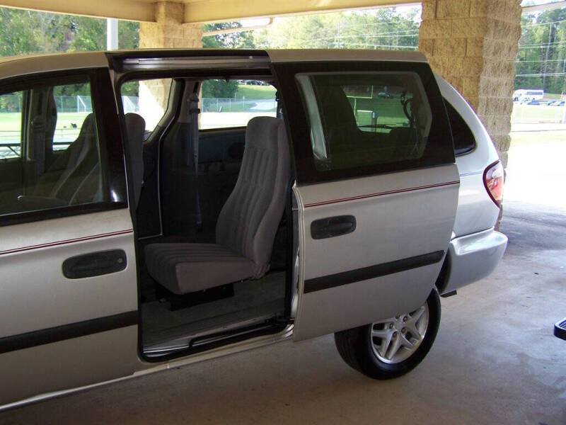 2005 Dodge Grand Caravan SE