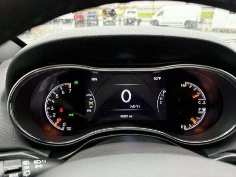 2019 Jeep Grand Cherokee Laredo