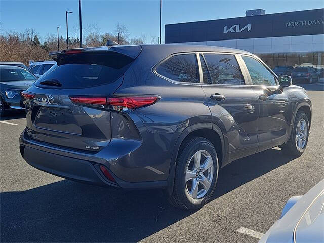 2023 Toyota Highlander LE