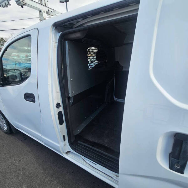 2016 Nissan NV200