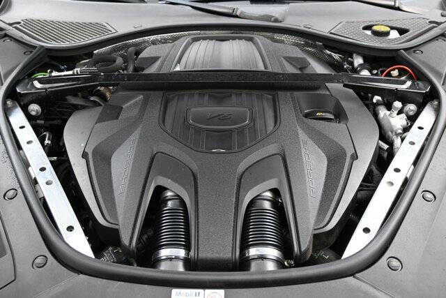 2023 Porsche Panamera