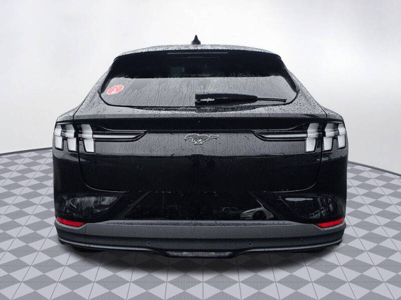 2024 Ford Mustang Mach-E Select