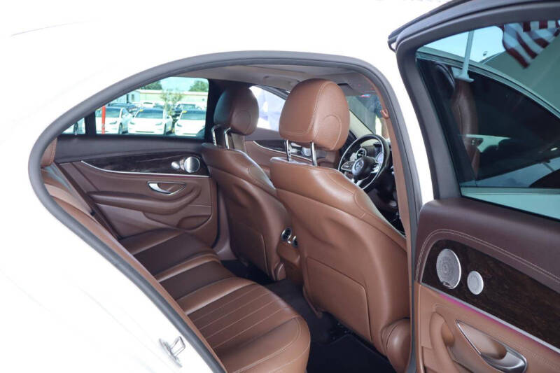 2019 Mercedes-Benz E-Class E 300