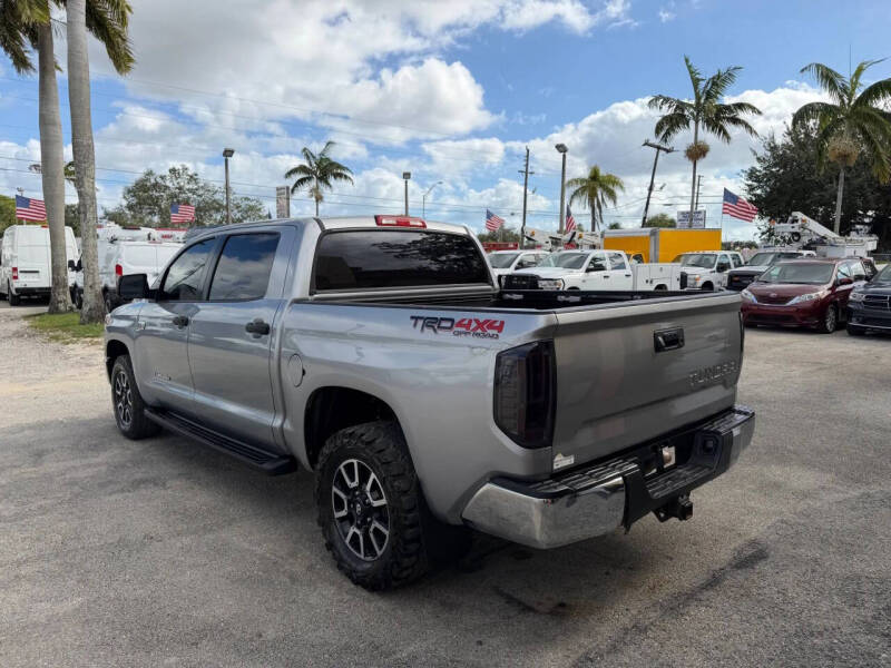 2018 Toyota Tundra SR5