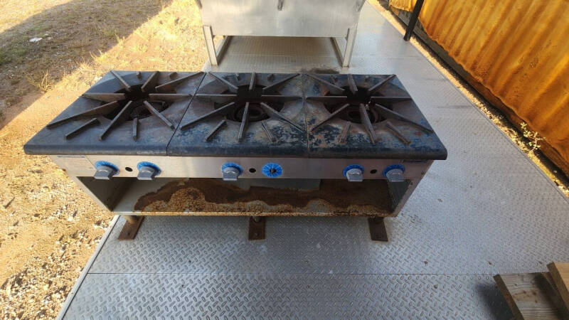 2000 BBQ Food Truck; Custom Gooseneck