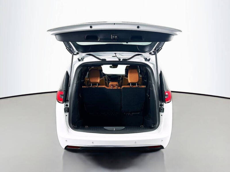2026 Chrysler Pacifica Pinnacle