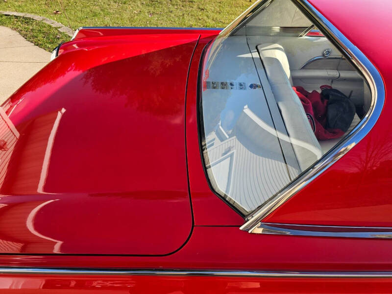 1961 Ford Thunderbird