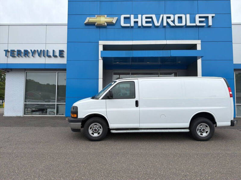 2024 GMC Savana 2500