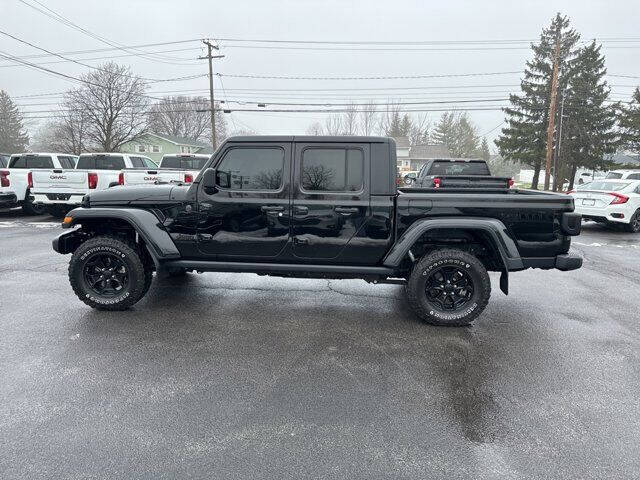 2022 Jeep Gladiator Willys
