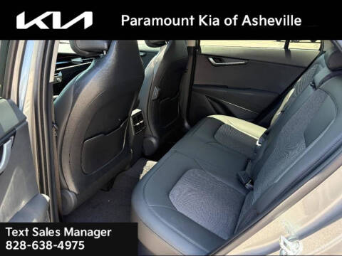 2025 Kia Niro EX Touring