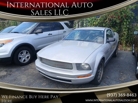 2007 Ford Mustang V6 Deluxe