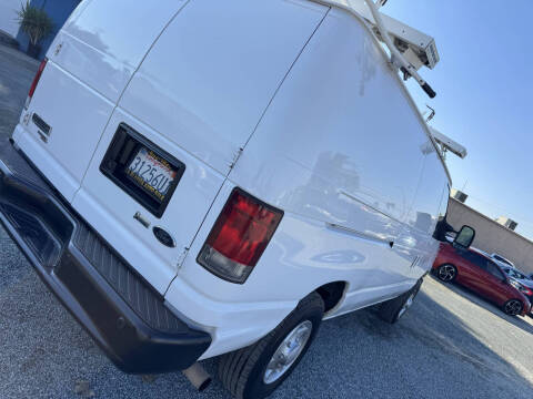 2014 Ford E-Series E-250