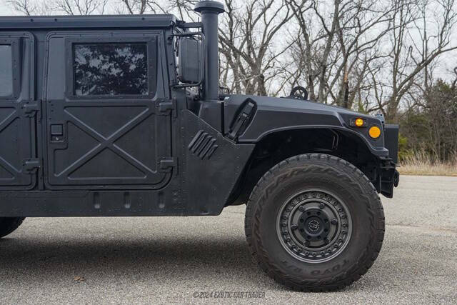 2008 AM General Hummer