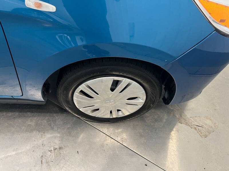 2024 Mitsubishi Mirage ES