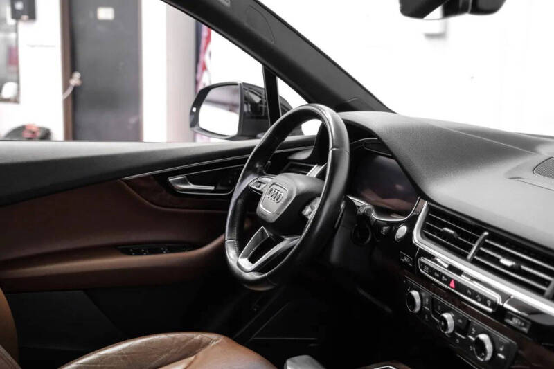 2017 Audi Q7 3.0T quattro Premium Plus