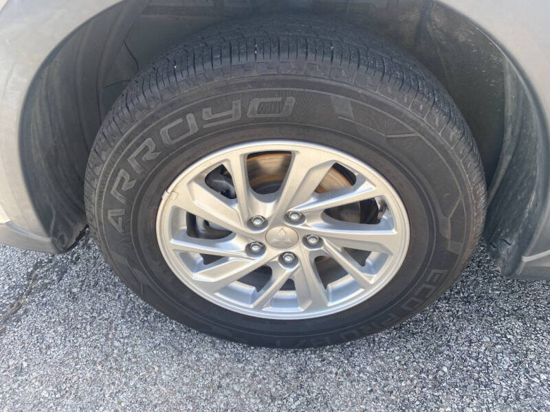 2019 Mitsubishi Eclipse Cross ES
