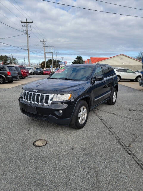 2013 Jeep Grand Cherokee for sale at Husky auto sales & service LLC in Milford, DE