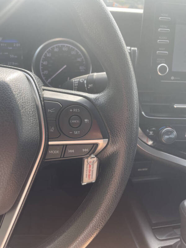 2024 Toyota Camry LE