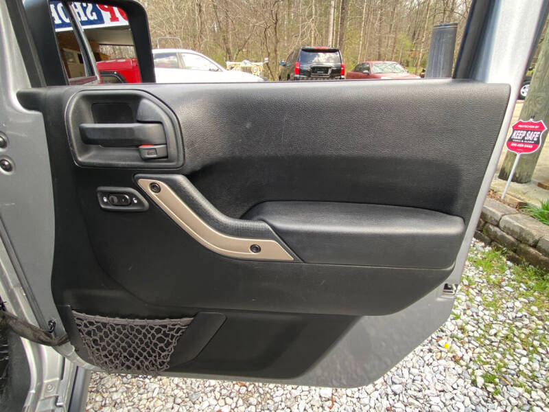 2016 Jeep Wrangler Unlimited Sahara 75th Anniversary